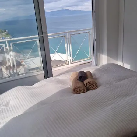 Luxury With Panorama Seaview In 120 M2 In Old Town Of Kusadası