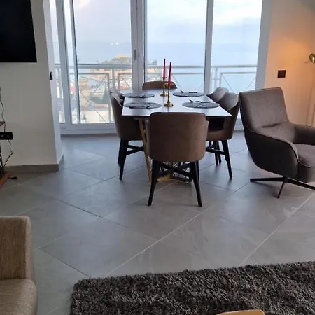 Luxury With Panorama Seaview In 120 M2 In Old Town Of Kusadası