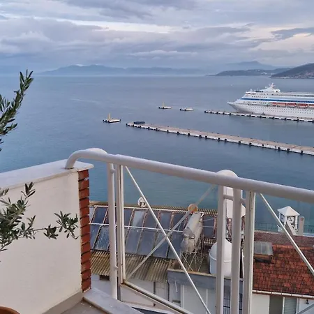 Luxury With Panorama Seaview In 120 M2 In Old Town Of *